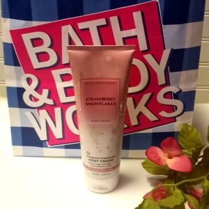 B&BW Strawberry Snowflakes Body Cream